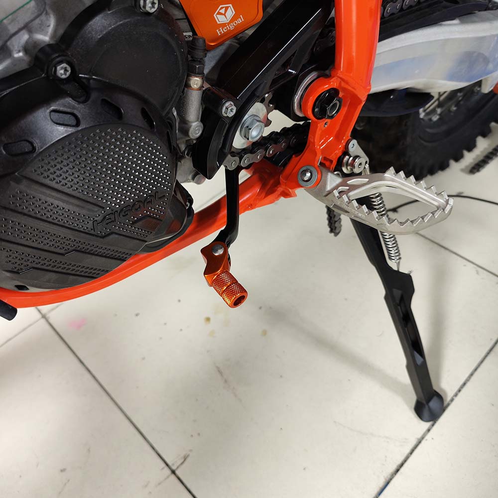 Motorcycle Accessories Forged  - огляд і ціна Riding Gear